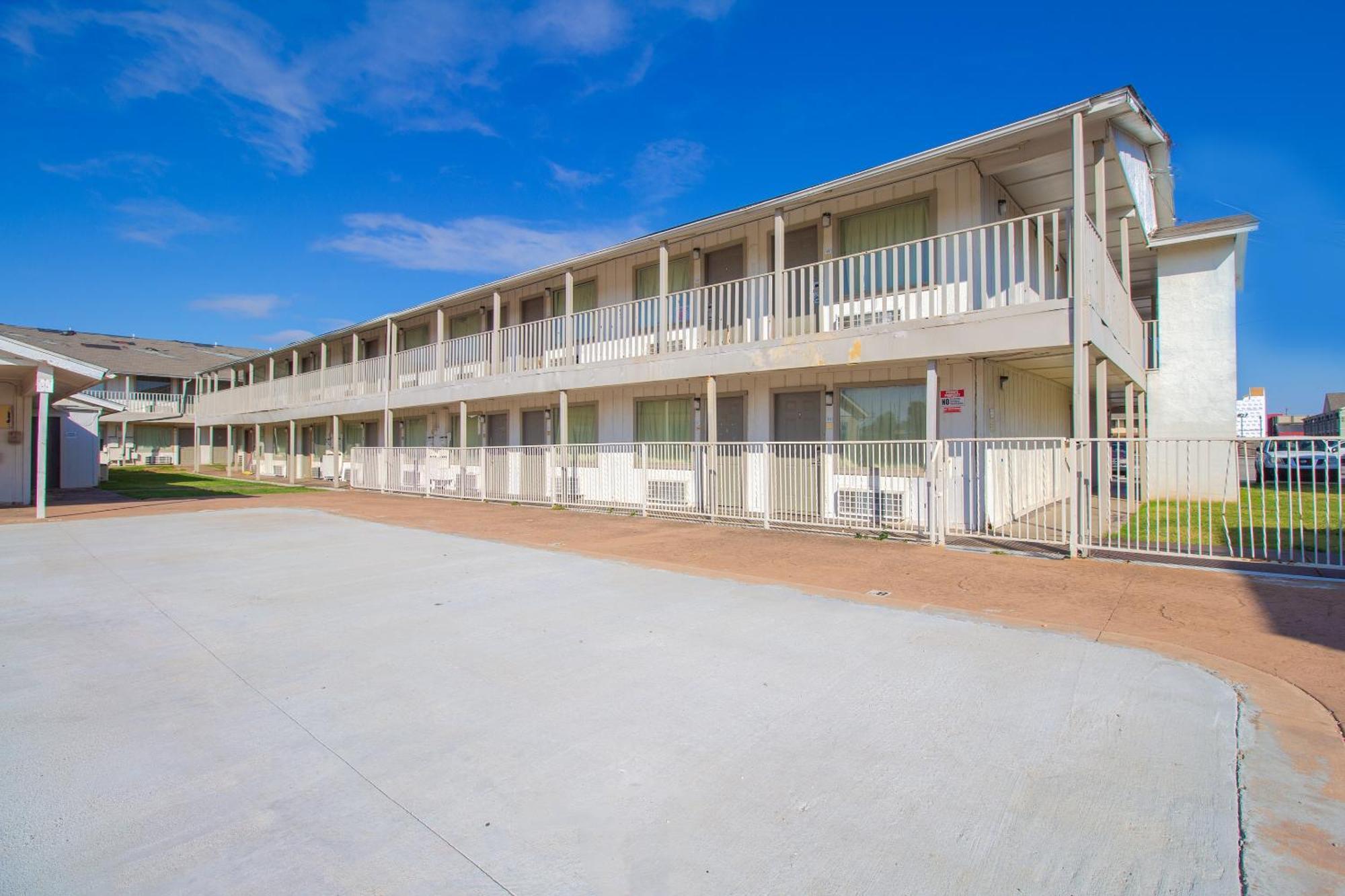 Studio Inn Extended Stay Oklahoma City Airport By Oyo Exterior foto